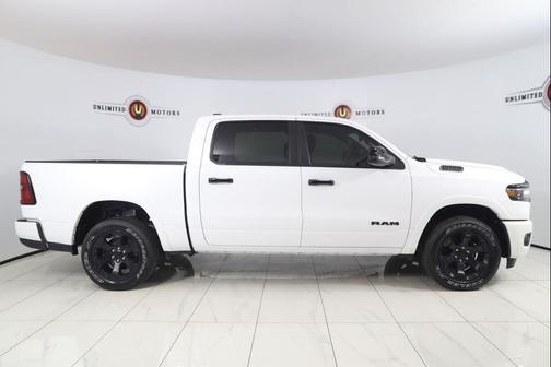 Bright White Clearcoat 2025 RAM 1500 Big Horn/Lone Star