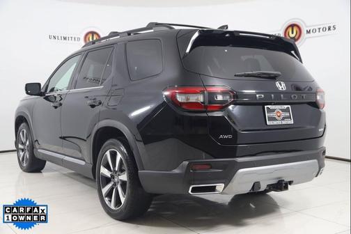 2023 Honda Pilot AWD Elite