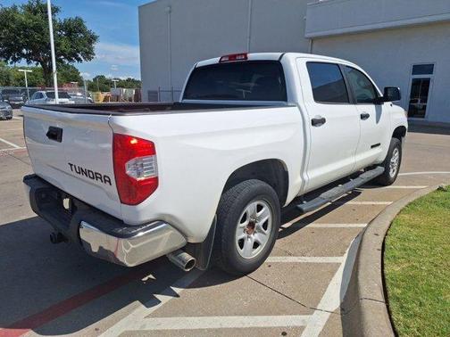 2015 Toyota Tundra SR5