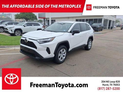2024 Toyota RAV4 LE