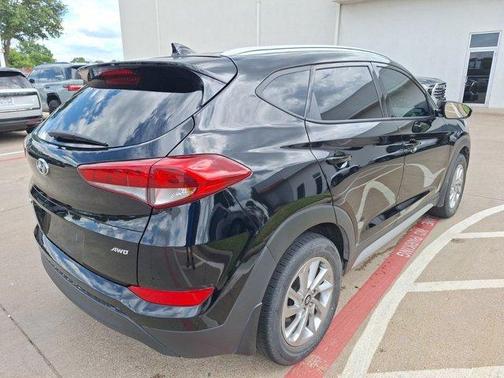 2018 Hyundai TUCSON SEL Plus
