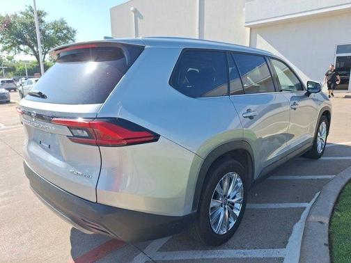 2024 Toyota Grand Highlander Platinum