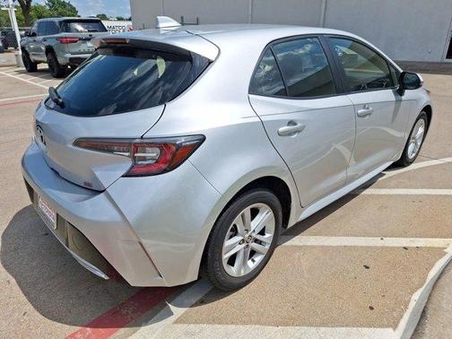 2022 Toyota Corolla Hatchback SE