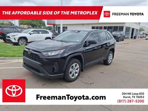 2022 Toyota RAV4 LE