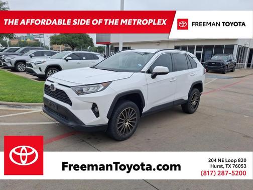 2021 Toyota RAV4 XLE