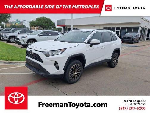 2021 Toyota RAV4 XLE