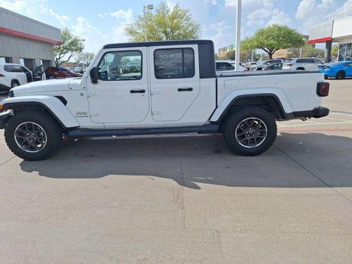 2022 Jeep Gladiator Overland