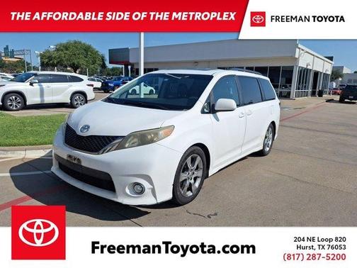 2011 Toyota Sienna SE