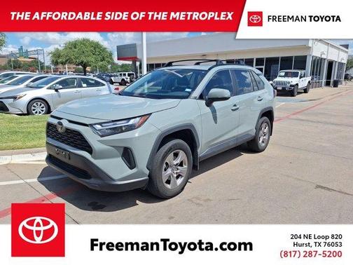 2023 Toyota RAV4 XLE