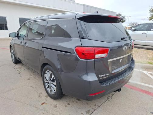 2016 Kia Sedona SX