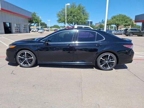 2019 Toyota Camry XSE