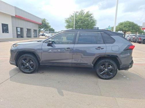 2020 Toyota RAV4 Hybrid XSE