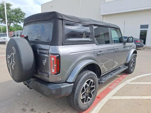 2022 Ford Bronco Outer Banks