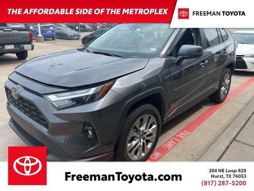 2023 Toyota RAV4 XLE Premium