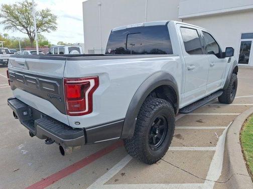 2017 Ford F-150 Raptor