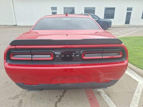 2016 Dodge Challenger R/T Plus