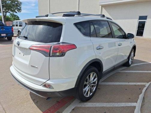 2018 Toyota RAV4 Limited