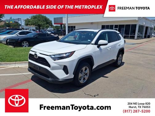 2023 Toyota RAV4 XLE