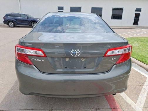 2014 Toyota Camry LE