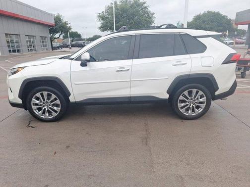 2022 Toyota RAV4 Limited