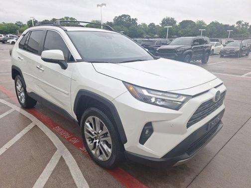 2022 Toyota RAV4 Limited