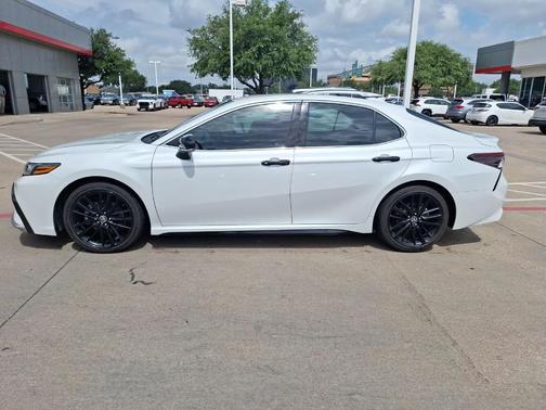 2021 Toyota Camry XSE