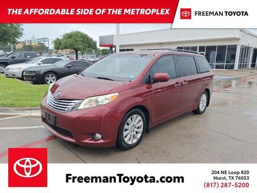 2011 Toyota Sienna Base
