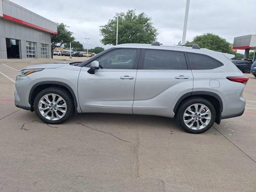 2023 Toyota Highlander Limited