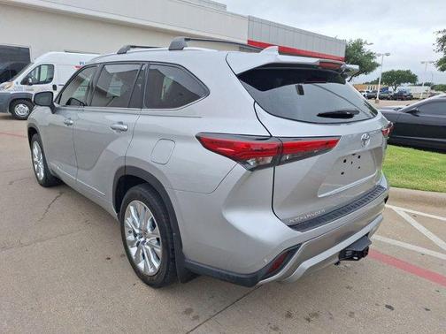 2023 Toyota Highlander Limited
