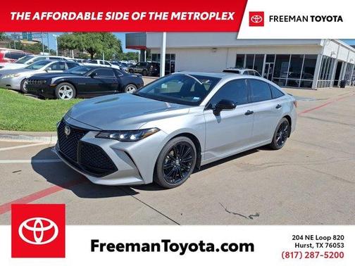 2022 Toyota Avalon Hybrid XSE Nightshade