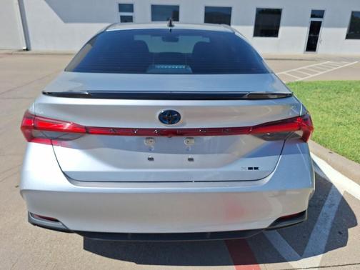 2022 Toyota Avalon Hybrid XSE Nightshade