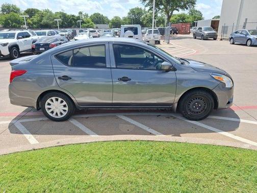 2018 Nissan Versa 1.6 S+