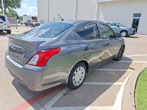 2018 Nissan Versa 1.6 S+