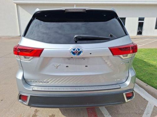 2019 Toyota Highlander Hybrid Limited Platinum