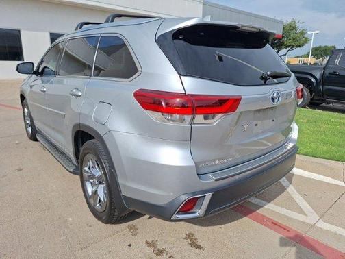 2019 Toyota Highlander Hybrid Limited Platinum