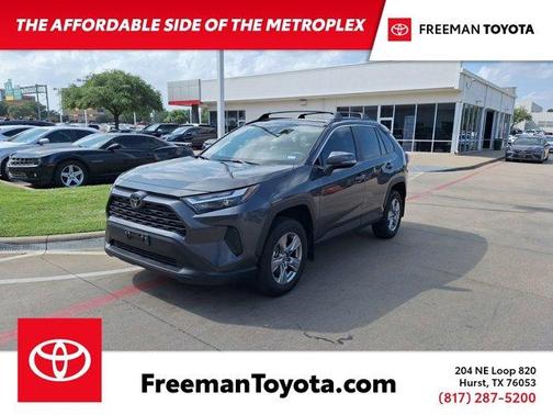 2023 Toyota RAV4 XLE
