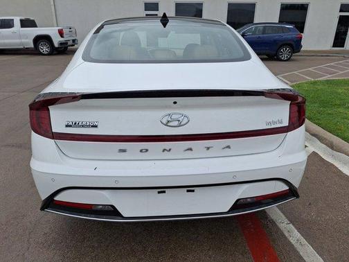 2022 Hyundai SONATA Hybrid Limited