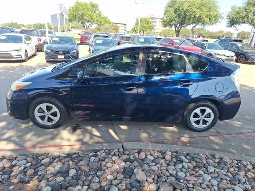 2014 Toyota Prius Four