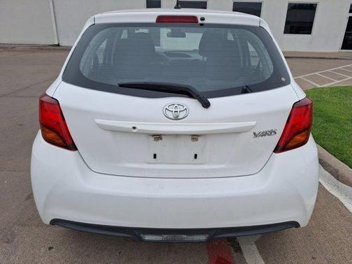 2017 Toyota Yaris L