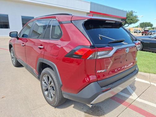 2024 Toyota RAV4 Hybrid Limited