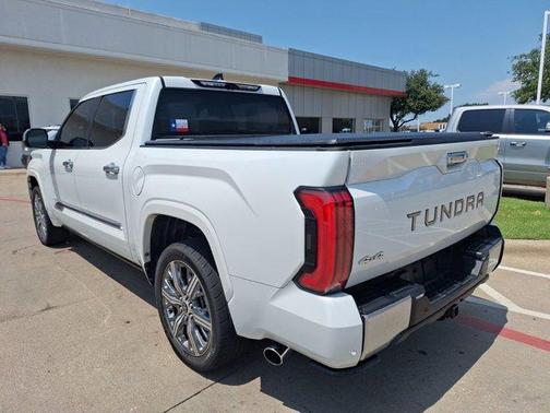 2023 Toyota Tundra Hybrid Capstone