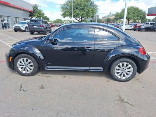 2014 Volkswagen Beetle Auto 1.8T Entry