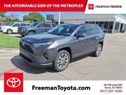 2023 Toyota RAV4 XLE Premium