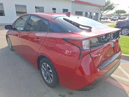 2021 Toyota Prius L