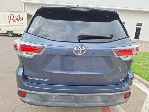 2016 Toyota Highlander LE Plus