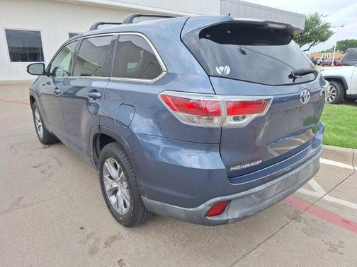 2016 Toyota Highlander LE Plus