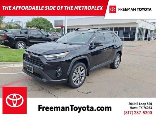 2023 Toyota RAV4 XLE Premium