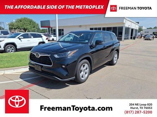 2024 Toyota Highlander LE