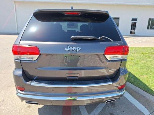 2016 Jeep Grand Cherokee Summit