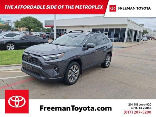 2023 Toyota RAV4 XLE Premium
